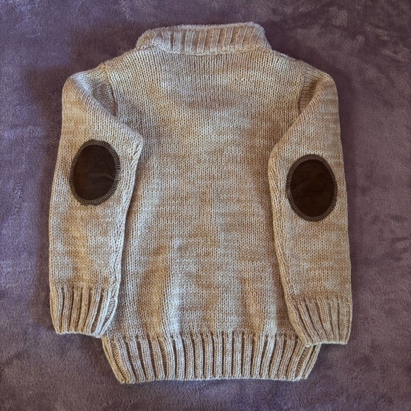 Little Lad Boys Tan Cable Knit Sweater Faux Fur Collar Elbow Patches 4T - Picture 4 of 5